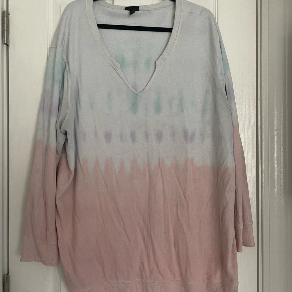 Torrid size 3 tie dye shirt
